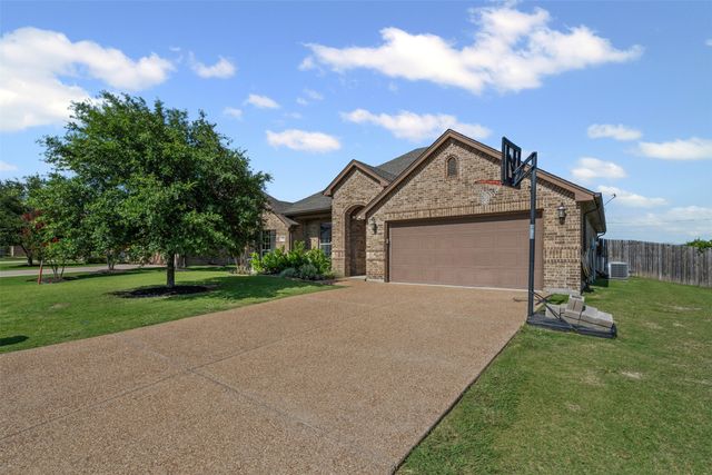 108 Cold Track Drive, Willow Park, TX 76008