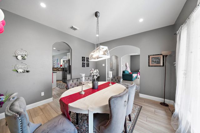 815 Arlington Lane, Rosenberg, TX 77469