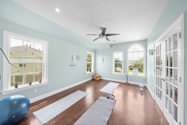 815 Arlington Lane, Rosenberg, TX 77469