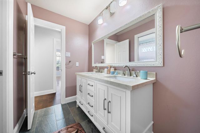 815 Arlington Lane, Rosenberg, TX 77469
