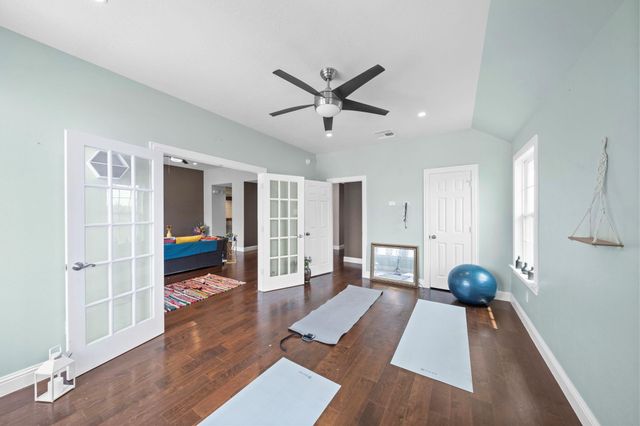 815 Arlington Lane, Rosenberg, TX 77469