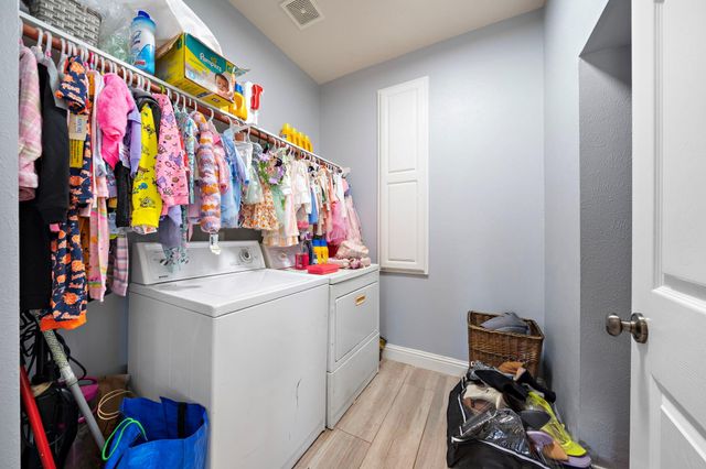 815 Arlington Lane, Rosenberg, TX 77469
