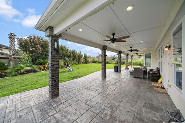 815 Arlington Lane, Rosenberg, TX 77469