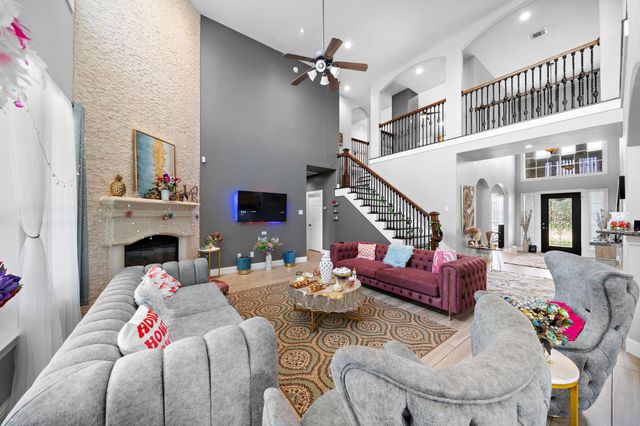 815 Arlington Lane, Rosenberg, TX 77469
