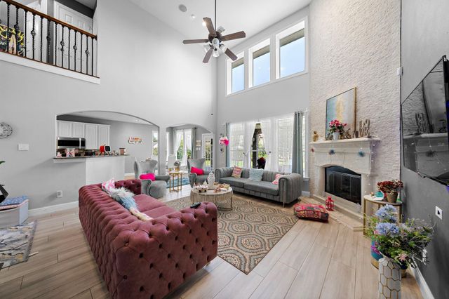815 Arlington Lane, Rosenberg, TX 77469