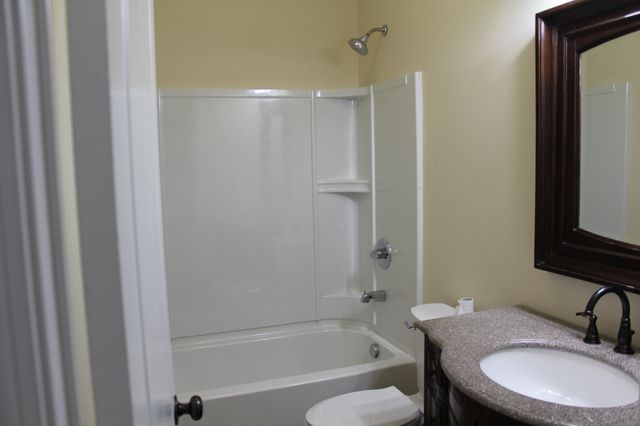 1033 Valleydale Ave, Cross Plains, TN 37049