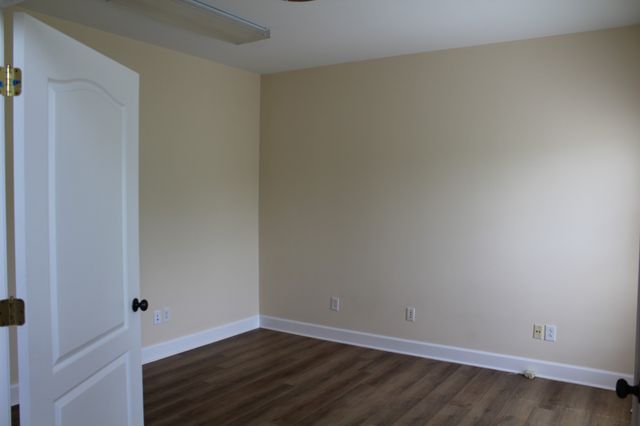 1033 Valleydale Ave, Cross Plains, TN 37049