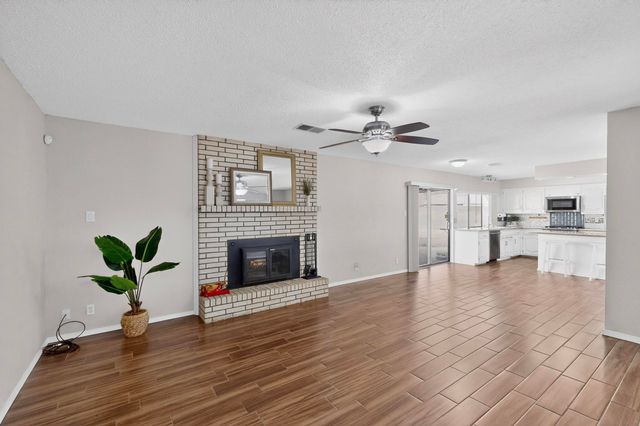 11221 Baja Drive NE, Albuquerque, NM 87111