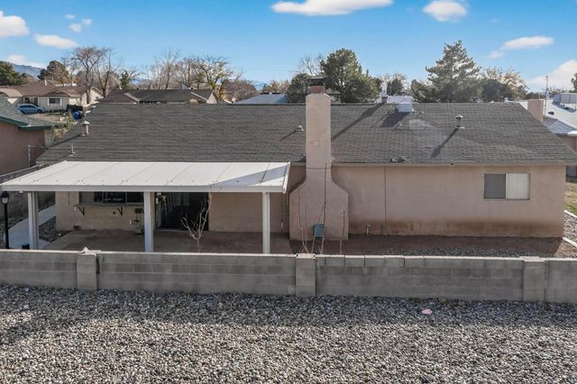 11221 Baja Drive NE, Albuquerque, NM 87111