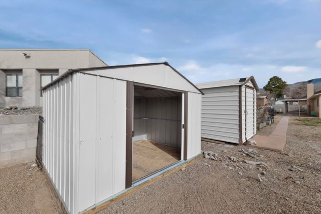 11221 Baja Drive NE, Albuquerque, NM 87111