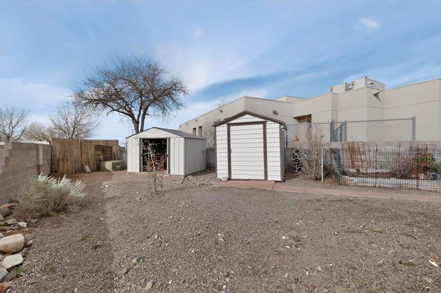 11221 Baja Drive NE, Albuquerque, NM 87111