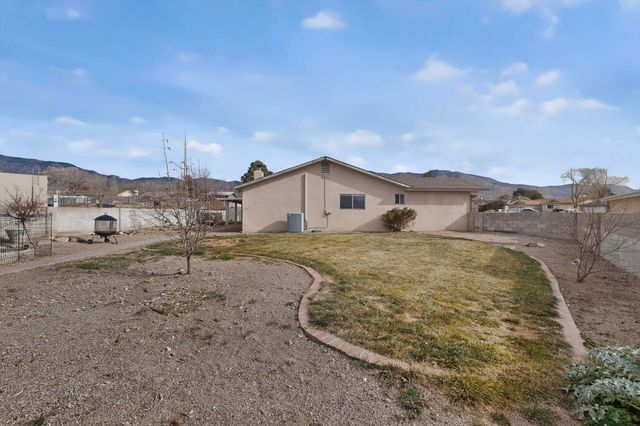 11221 Baja Drive NE, Albuquerque, NM 87111