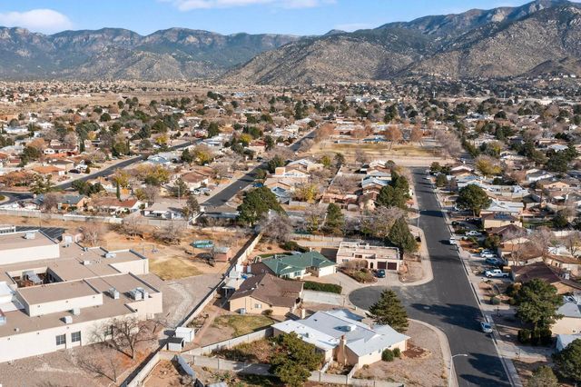 11221 Baja Drive NE, Albuquerque, NM 87111