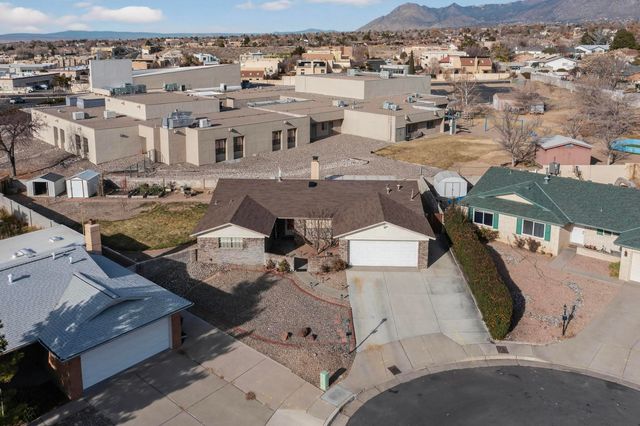 11221 Baja Drive NE, Albuquerque, NM 87111