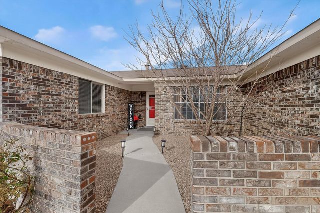 11221 Baja Drive NE, Albuquerque, NM 87111