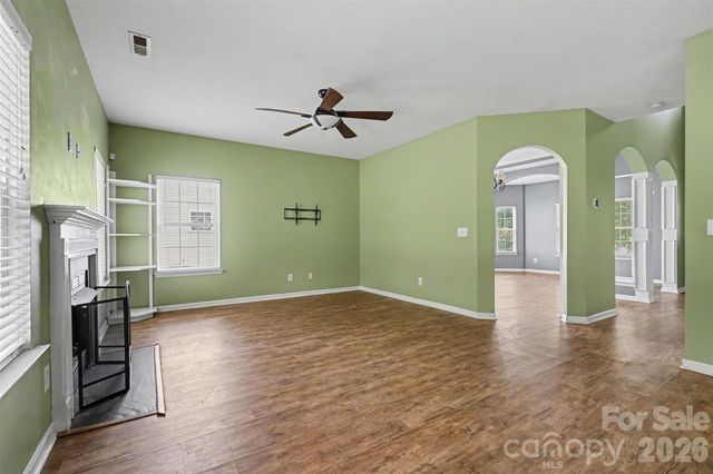 697 Yvonne Drive SW, Concord, NC 28027