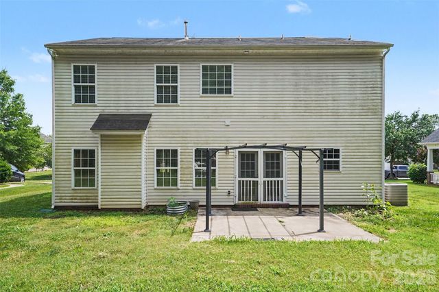 697 Yvonne Drive SW, Concord, NC 28027
