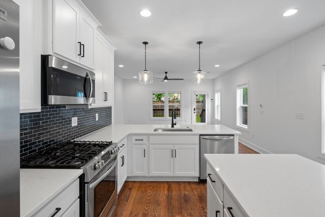 1305A Lischey Ave, Nashville, TN 37207