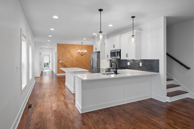 1305A Lischey Ave, Nashville, TN 37207