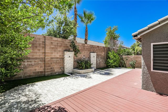 11061 Bandol Place, Las Vegas, NV 89141