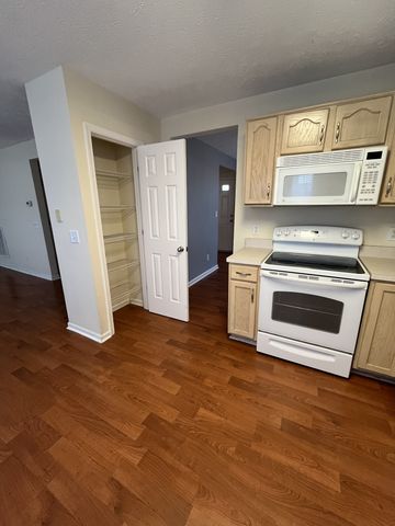 2630 River Meade Way, Nashville, TN 37214