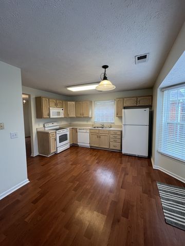 2630 River Meade Way, Nashville, TN 37214