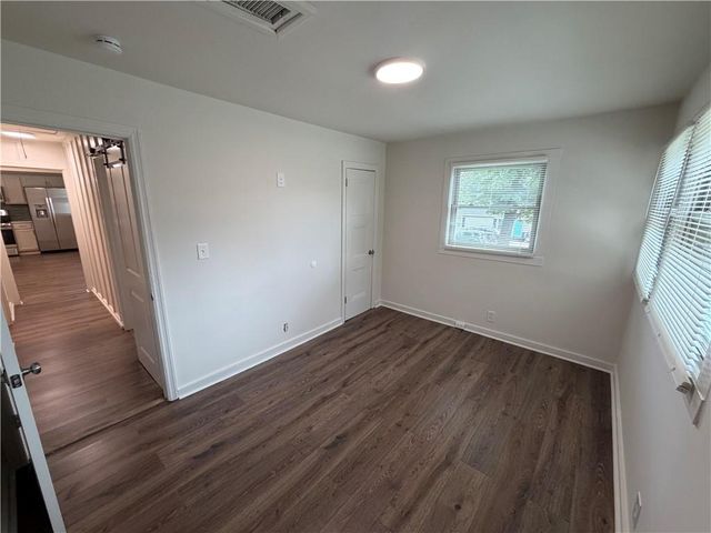 2225 Misty Lane SE, Smyrna, GA 30080