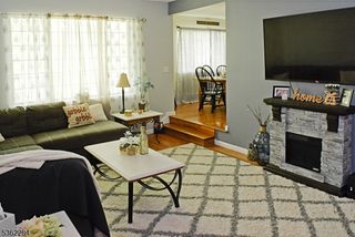 9 Foxwood Dr B, Morris Plains Boro, NJ 07950