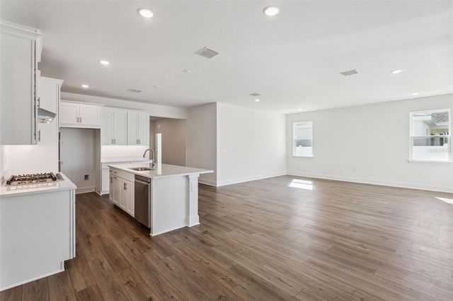 574 EMERALD GROVE DRIVE, Apopka, FL 32703