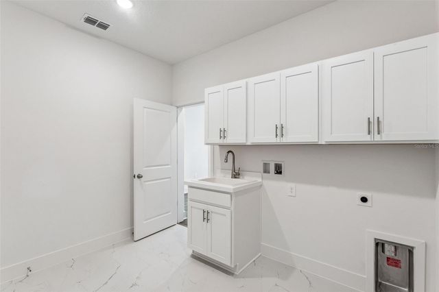 574 EMERALD GROVE DRIVE, Apopka, FL 32703