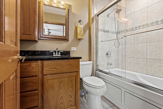 12401 S 68th Court, Palos Heights, IL 60463