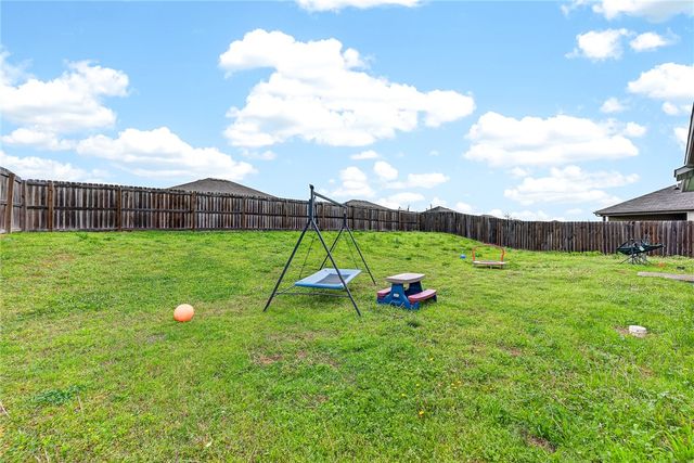 808 NW 68th Avenue, Bentonville, AR 72713
