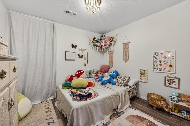808 NW 68th Avenue, Bentonville, AR 72713