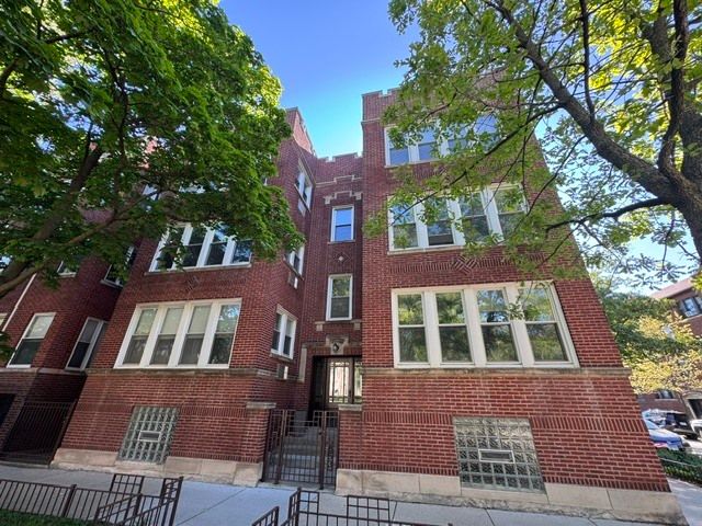 5855 N GLENWOOD Avenue 1N, Chicago, IL 60660