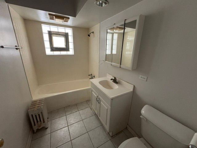 5855 N GLENWOOD Avenue 1N, Chicago, IL 60660
