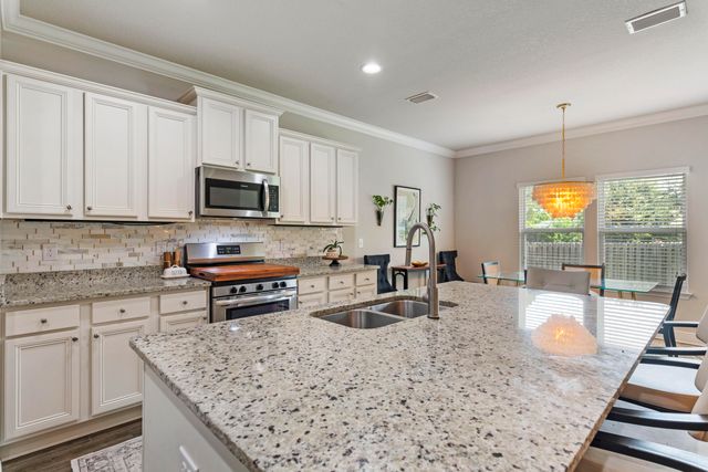 490 Cornelia Street, Freeport, FL 32439