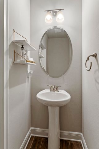 490 Cornelia Street, Freeport, FL 32439