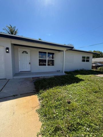 726 S 11TH Street, Lantana, FL 33462