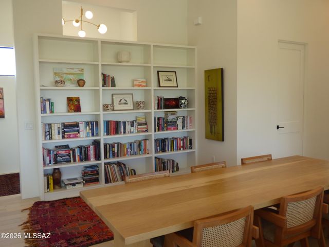 5721 E Paseo Cocospera, Tucson, AZ 85750