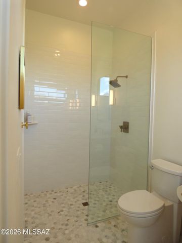 5721 E Paseo Cocospera, Tucson, AZ 85750