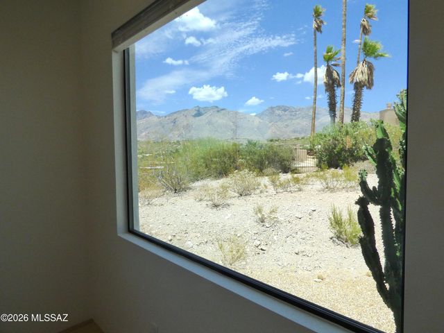 5721 E Paseo Cocospera, Tucson, AZ 85750