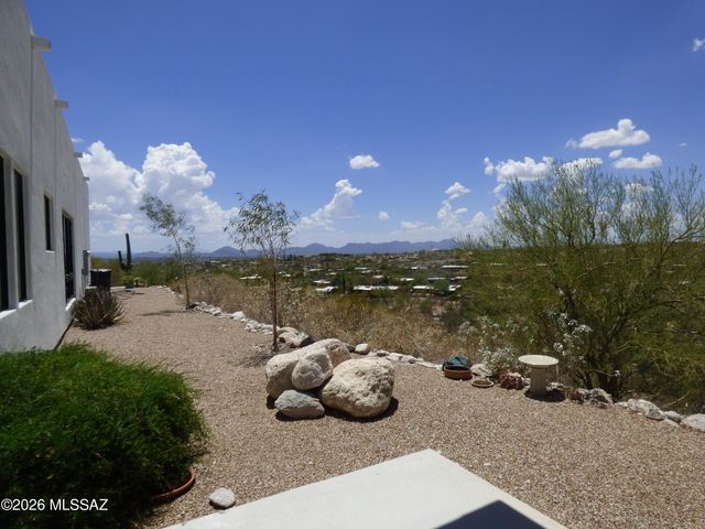 5721 E Paseo Cocospera, Tucson, AZ 85750
