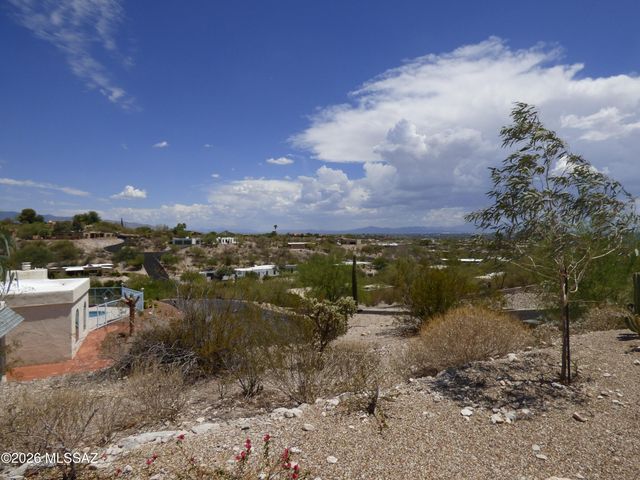 5721 E Paseo Cocospera, Tucson, AZ 85750