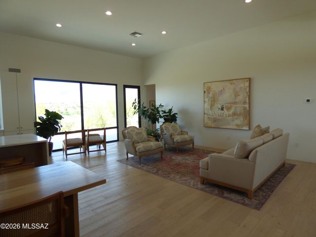 5721 E Paseo Cocospera, Tucson, AZ 85750