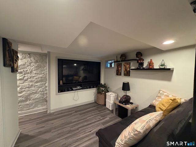 23 Girard Avenue, New Haven, CT 06512
