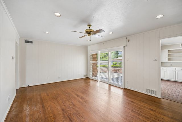 6262 E University Boulevard, Dallas, TX 75214