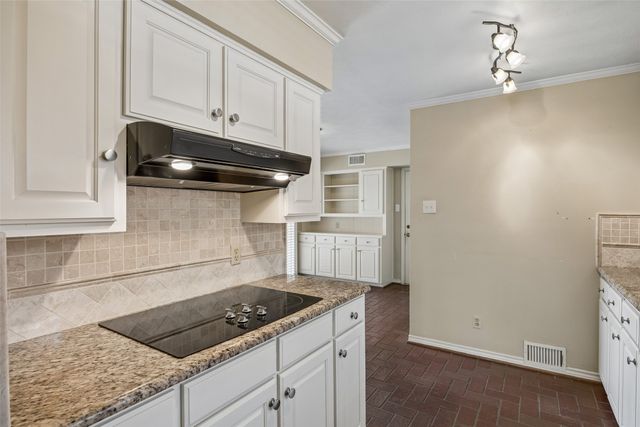 6262 E University Boulevard, Dallas, TX 75214