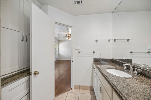 6262 E University Boulevard, Dallas, TX 75214