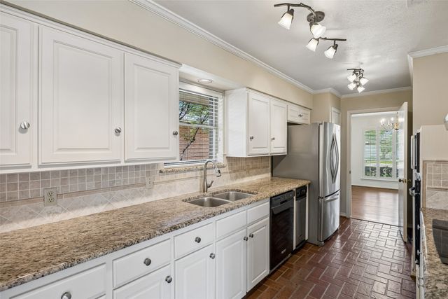 6262 E University Boulevard, Dallas, TX 75214