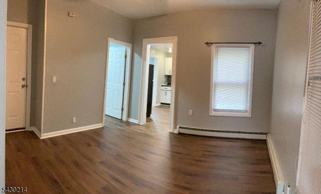 1041 Magnolia Ave, Elizabeth City, NJ 07201